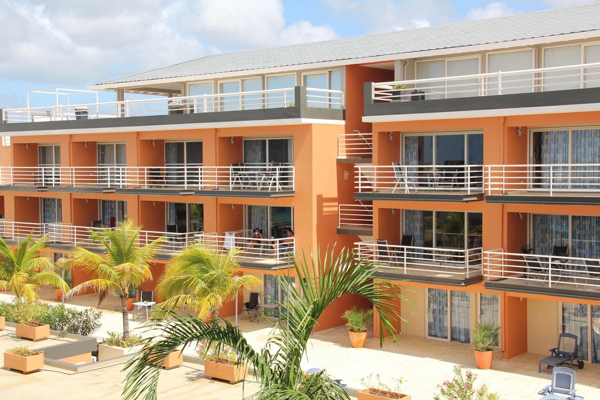 Bonaire Seaside Apartments Luaran gambar