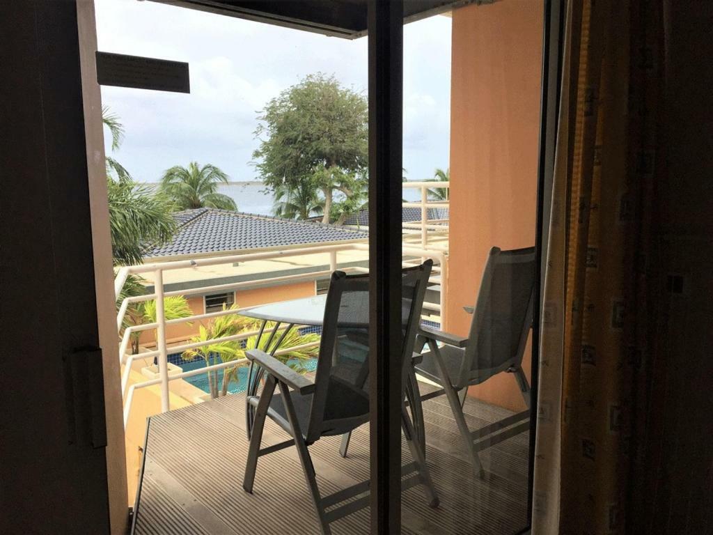Bonaire Seaside Apartments Luaran gambar